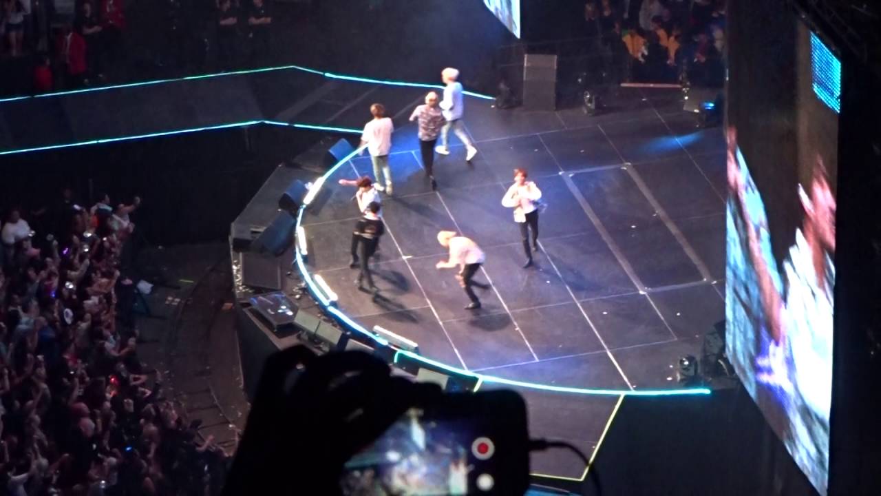 [FANCAM] BTS(방탄소년단) - DOPE(쩔어) - KCON LA 2016