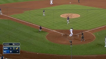 MIN@KC: Perez ties the game with an RBI double