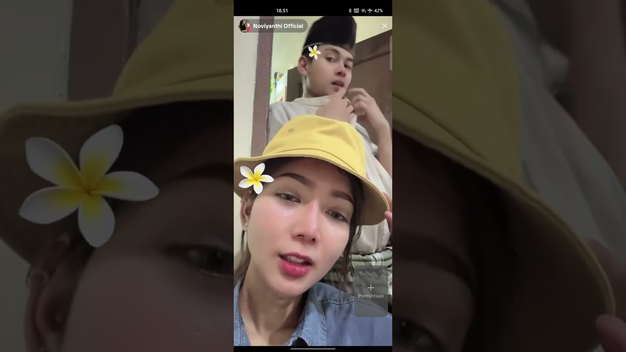 Deni jadi imam solat di yayasan