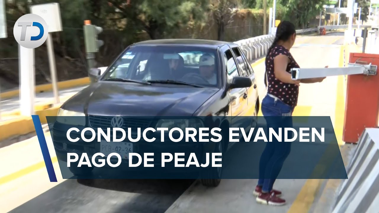 ¡Cinismo nivel! Automovilistas evaden pago de peaje en caseta de Circuito Exterior Mexiquense