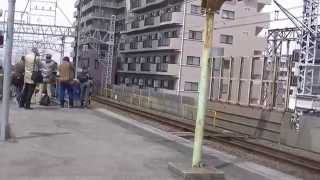 E231系、EF210形市川駅へ 2015/03