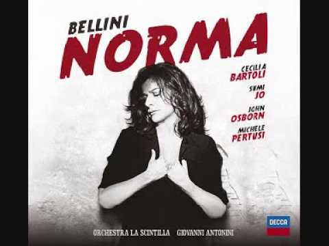 guiden så Forekomme Cecilia Bartoli - Casta Diva (Norma - Bellini) - YouTube