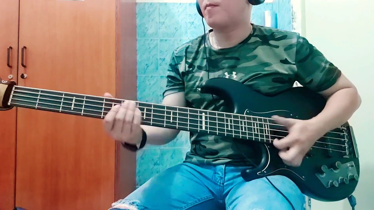 Slapping bass .. SLAP BASS 🙏 YouTube