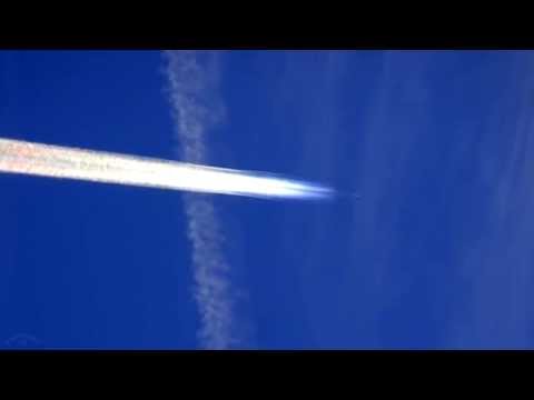 Video: V Indianě Bylo UFO Vyfotografováno Pod Křídlem Letadla - - Alternativní Pohled