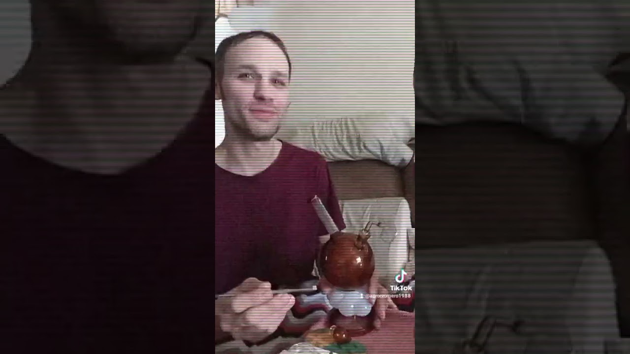 @stain_money420 trys @cloudcovercannabis cherry Punch Terp Sugar 