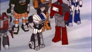 Transformers (G1 EP02x21) - Jazz's stuck & Ironhide helps