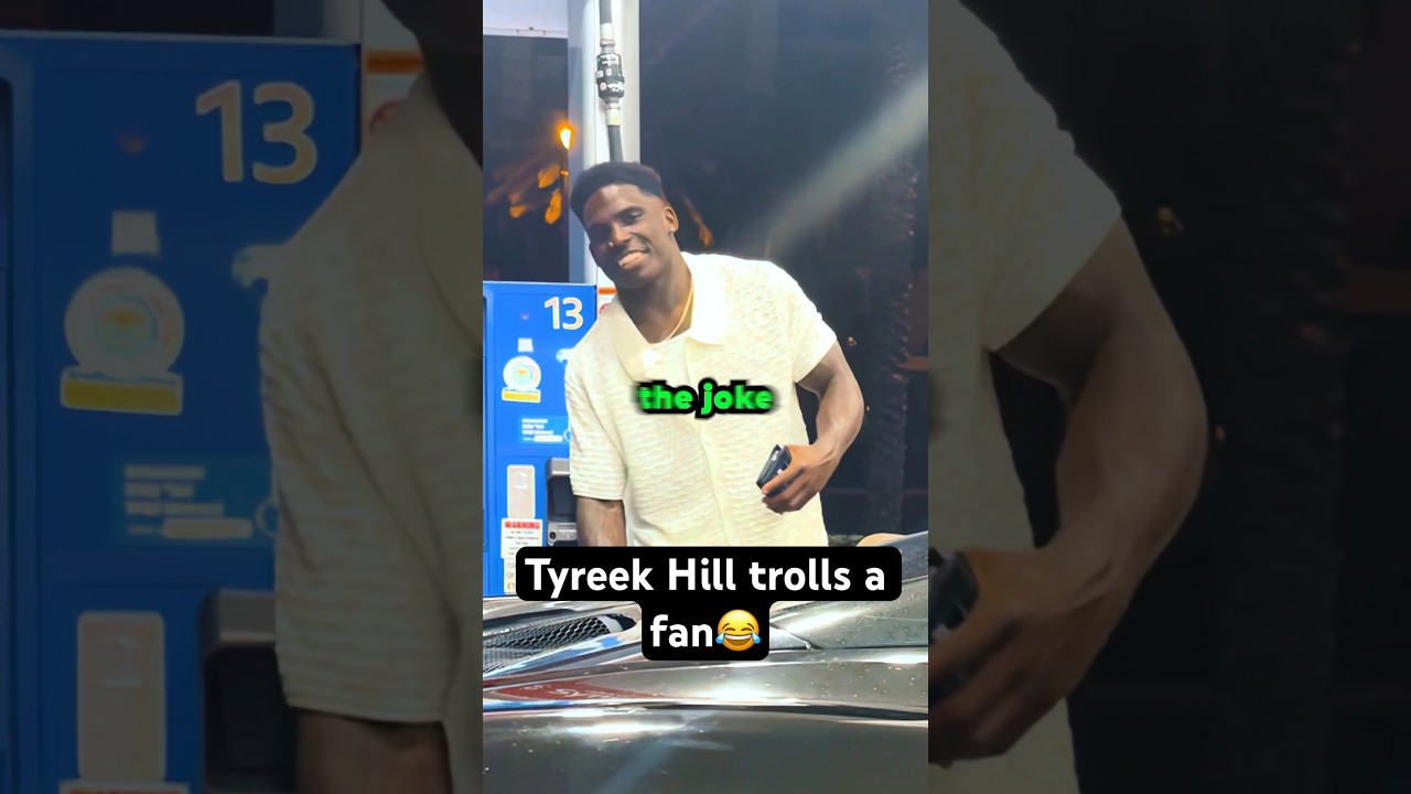 Tyreek Hill Trolled this Fan 😂 #shorts