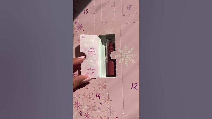 What’s in the essence Advent Calendar 2022? ✨Unboxing Day 1 #shorts 🎄