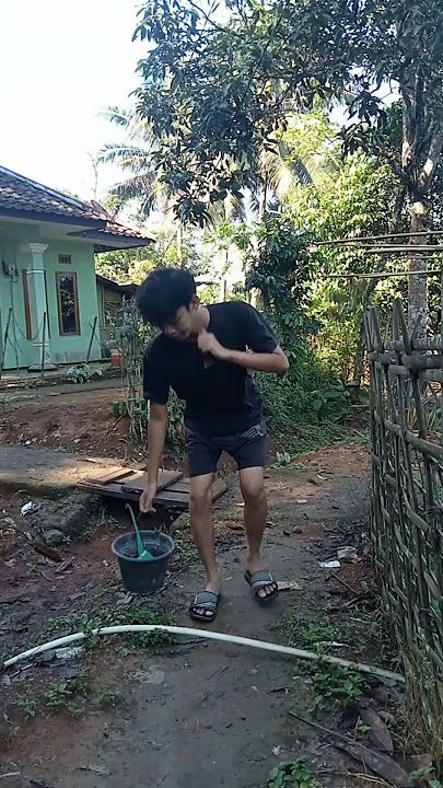 Download lagu kalau ada yng sush knapa cari yng mudh 😅 #funnycomedy #lucu