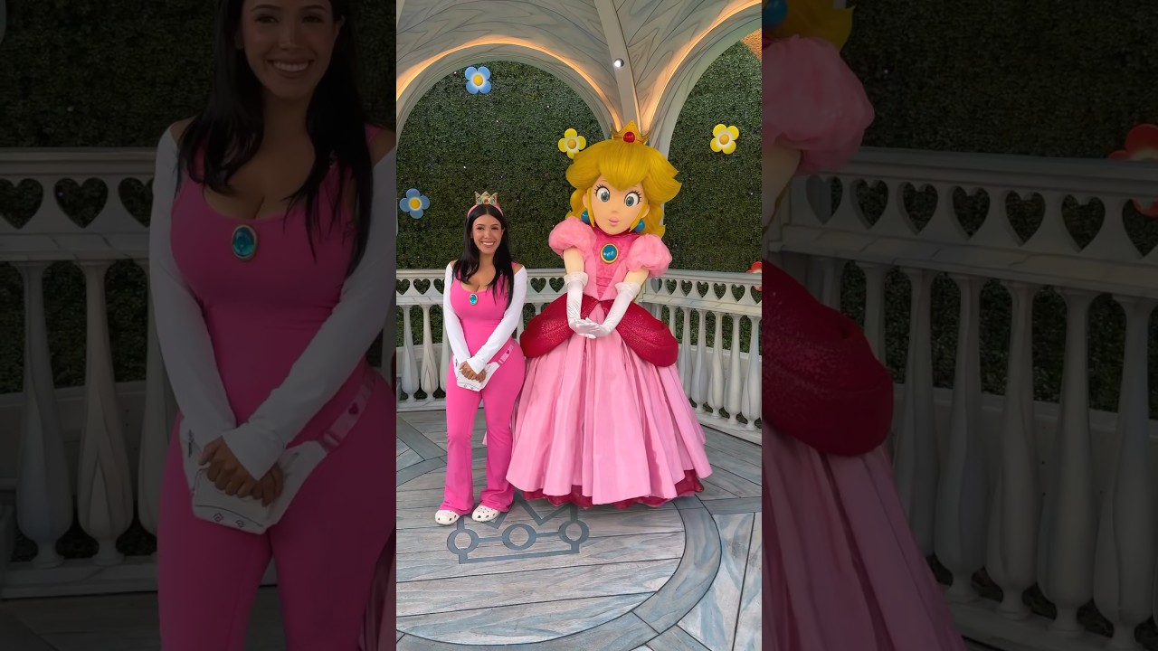 Princess Peach is so adorable !