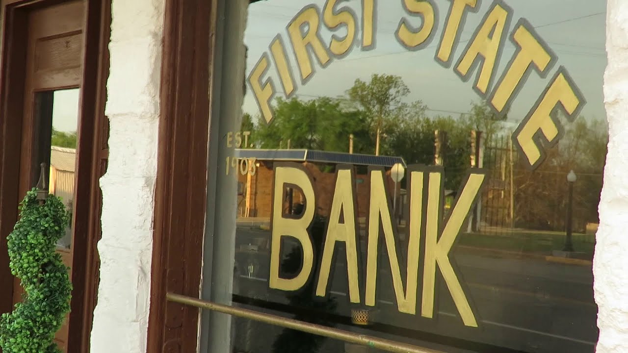 Walking through the town of Elmore City Oklahoma ! YouTube