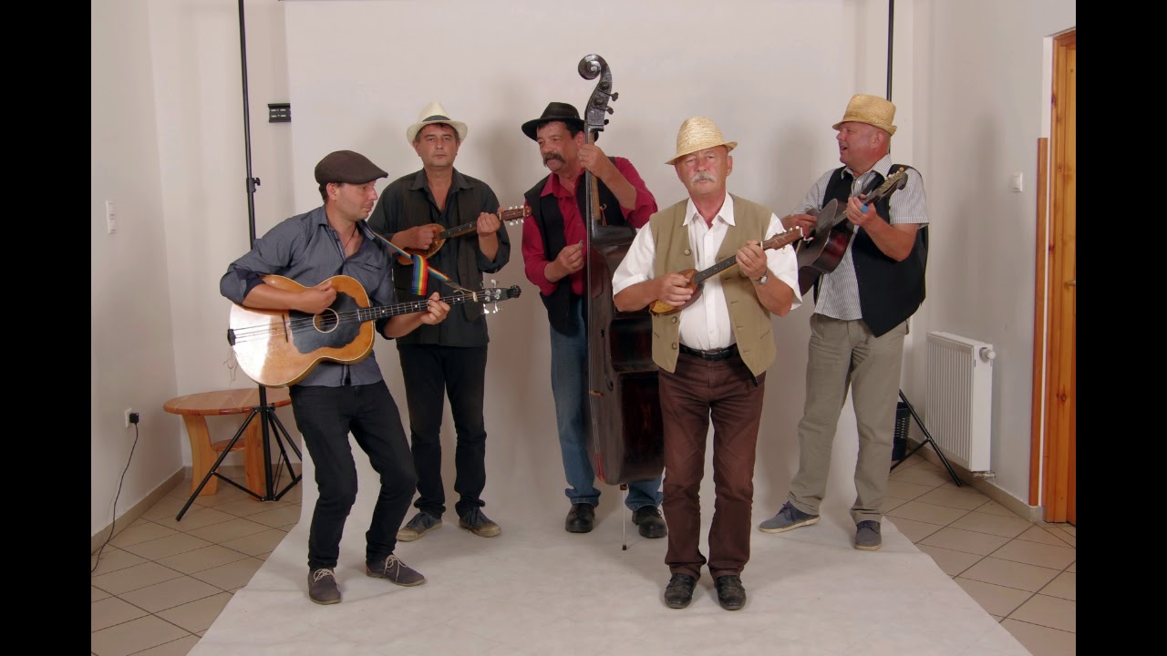 Az ember egy léha...