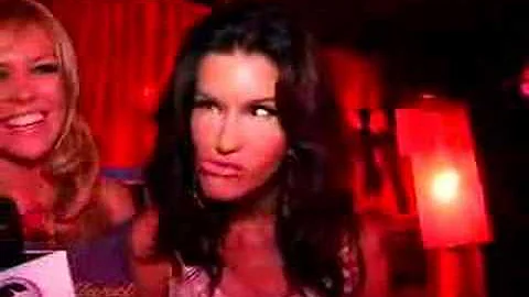 Janice Dickinson Competes in Goofyface-Off