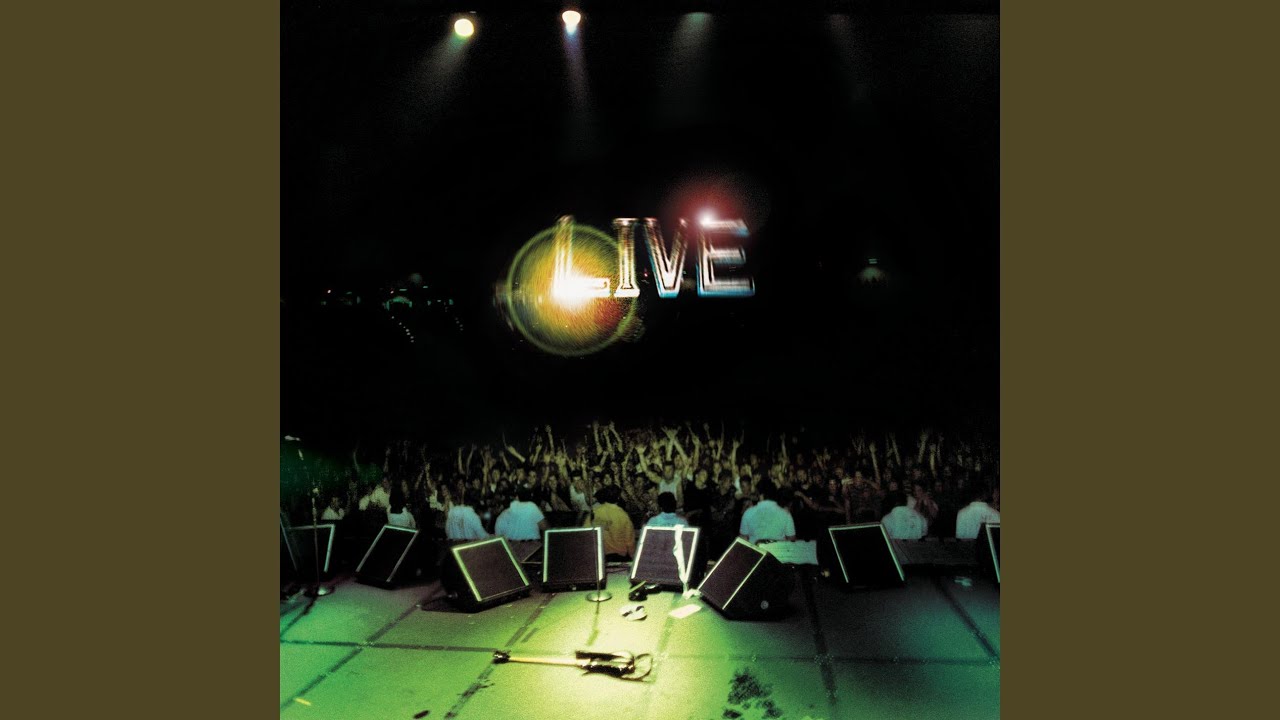 Man in the Box (Live at Glasgow Barrowland, Glasgow, UK March 1993) Man in the Box (Live at Glasgow Barrowland, Glasgow, UK March 1993)
