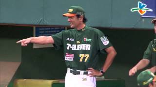 20130611 CPBL 獅v.s犀牛  3上泰山遭夾殺但幫助球隊攻下一分才是重點
