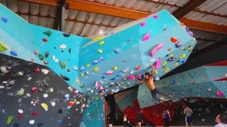 bouldering a V6 problem at Cliffs of Id