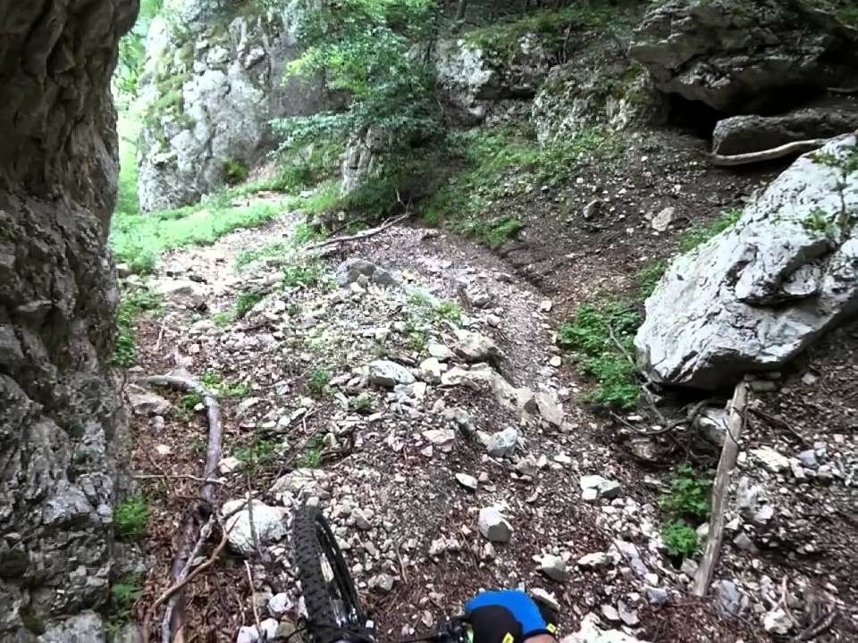 Discesa dal Lago di Pilato fino a Foce di Montemonaco