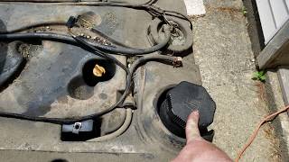 John Deere 425 445 455 seat pan and floor pan removal | Joe Tractors