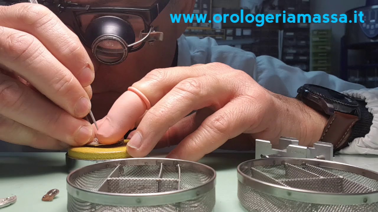 smontaggio-orologio-per-revisione-completa-youtube