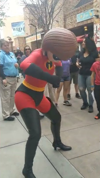 Family Disney Trip 2020 - Mrs. Incredible Part 2