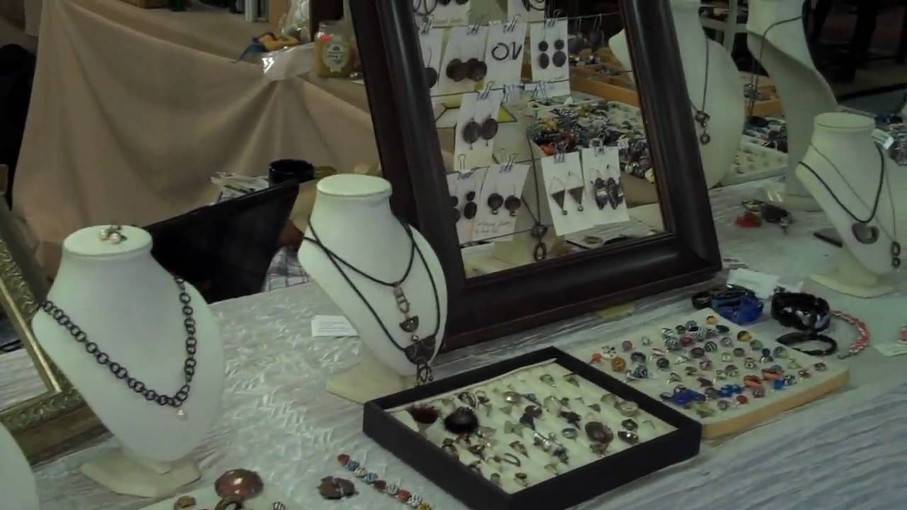 The Downtown Market in Asheville North Carolina - Shopping, Flea Market, Food and more