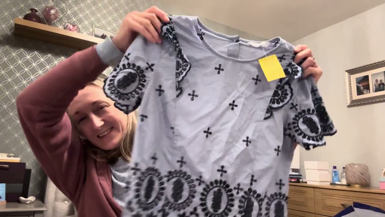 Неожиданные находки в благотворительном магазине