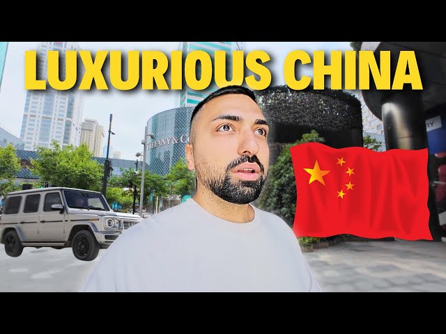 Travel vlog - How The RICH Live in CHINA (LUXURIOUS AREA) 🇨🇳