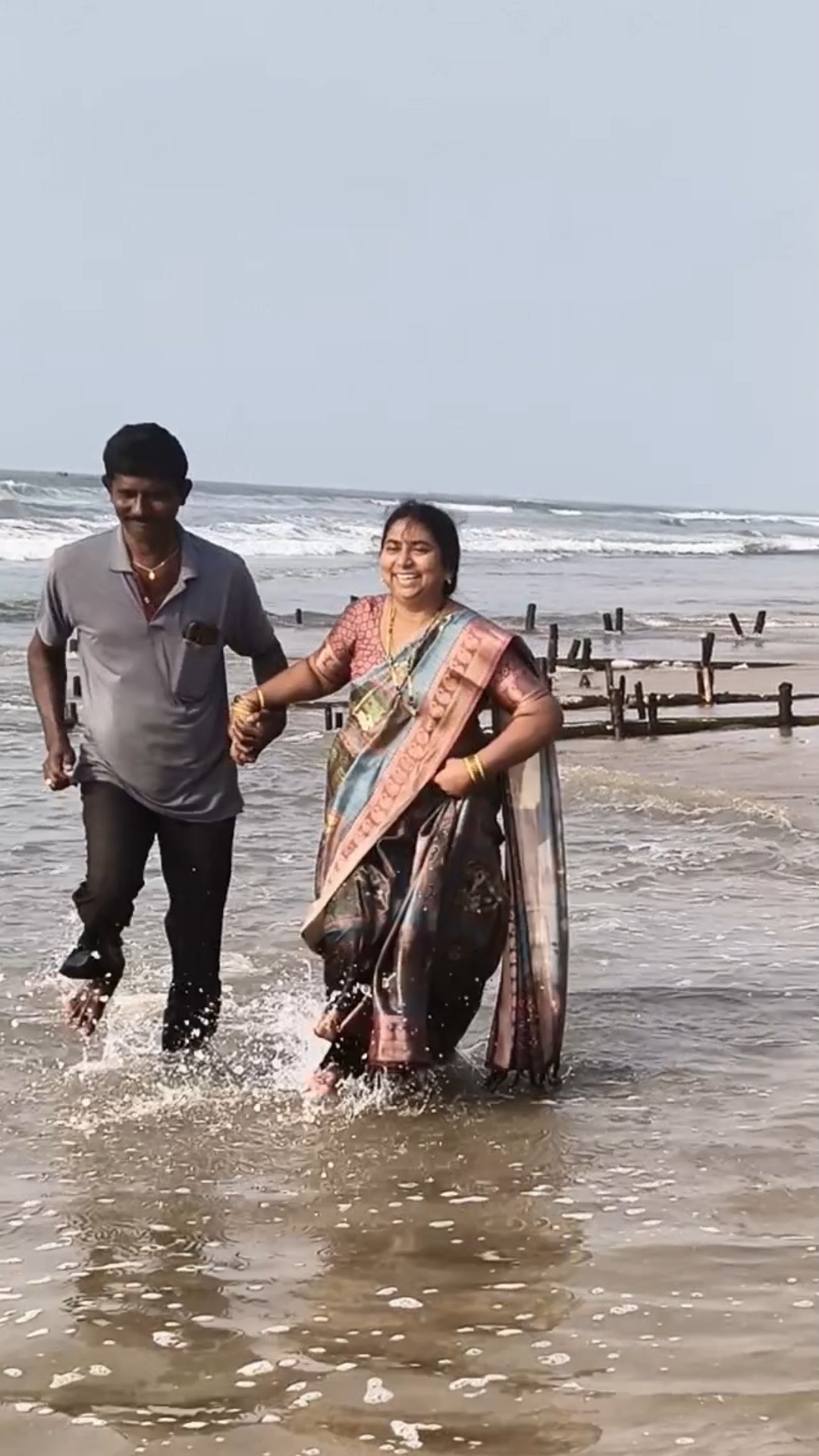 📽ట్రెండింగ్ వీడియోస్📱 - ShareChat