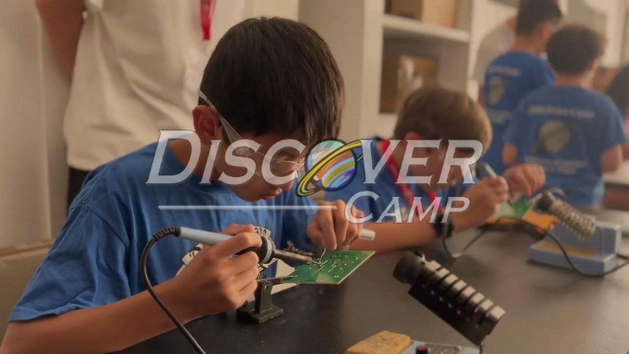 Discover Camp Trailer