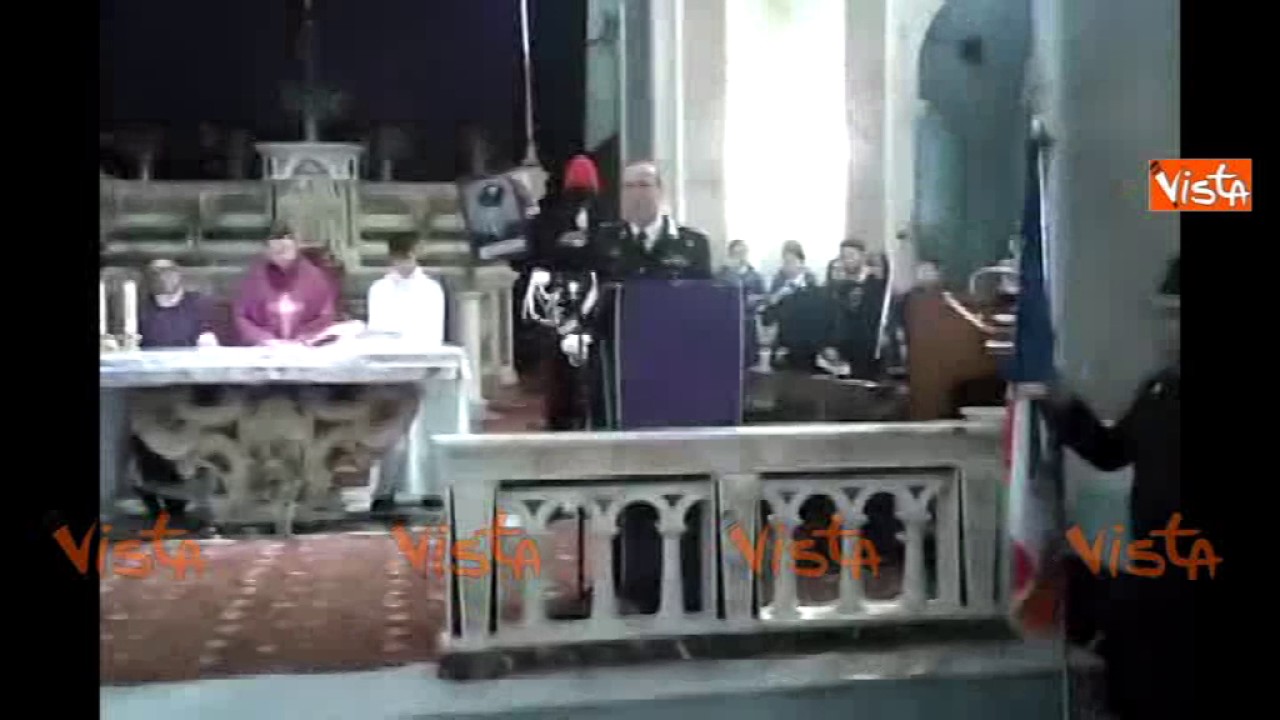 Colonello dei carabinieri contro la paura: 