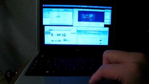 Dell Mini 9 with Mac OS X 10.5.6 Custom Skinned