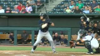 Biscuits' Sullivan cracks solo homer
