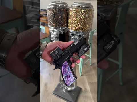 ASMR #ammo #ammunition #cz #asmr #asmrvideo #pewpew #glock #bullets #gumball #candymachine #edc