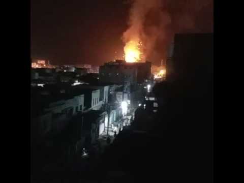 انفجار مستودع الأسلحة في عدن المنصورة