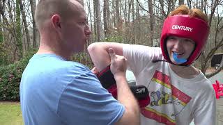 Back yard brother vs brother boxing championship!! Everybody's fighting! Who will win?