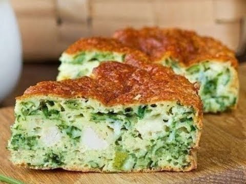 Заливной пирог с зелёным луком и яйцом