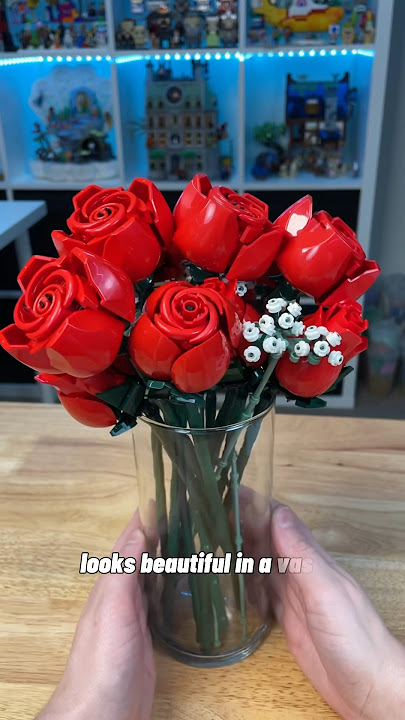 Bellissimo nuovo set LEGO: il bouquet di rose rosse! Perfetto come re