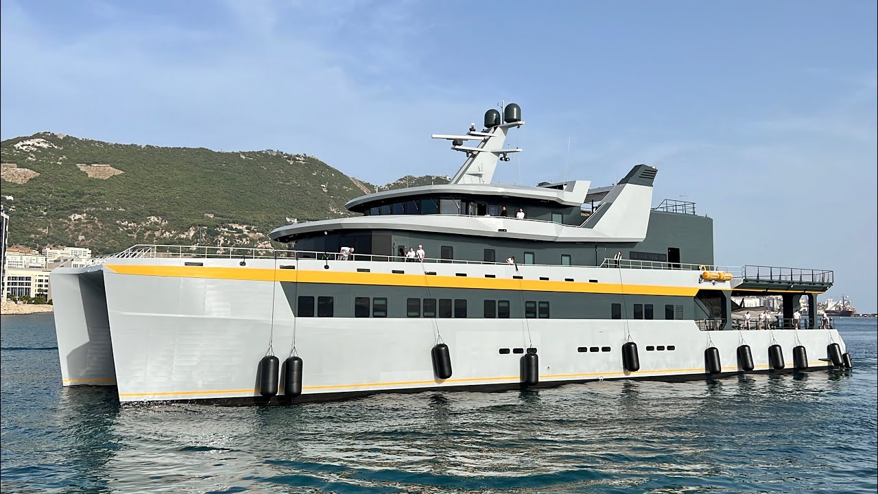 motor yacht nebula