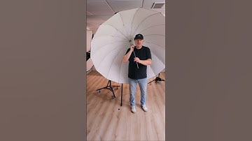 Using an umbrella for product photography #photography #lighting #photo