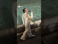 Lo show segreto di Achille Lauro alla Fontana di Trevi per "Comuni Immortali"