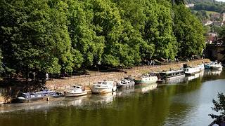Row erupts after "scruffy" boat owners ordered to leave famous weir | SWNS
