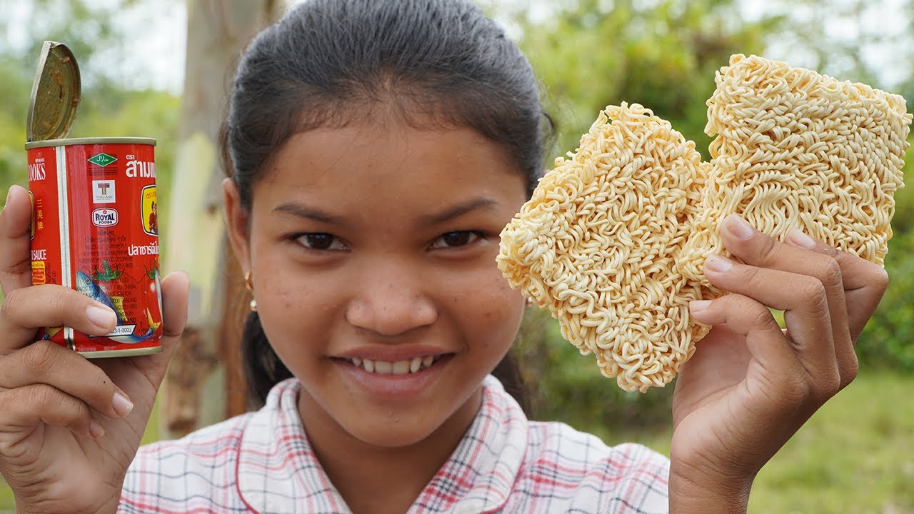Tasty Yellow Noodle Fried Canned Fish Recipe / ATA Kitchen YouTube