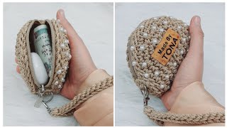 كروشيه بوك الفكه بشكل جديد سهل للمبتدئين هديه سريعه من بواقي الخيوط A little crochet wallet.