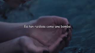 Rohna - Dont Come Down. (Subtítulos Español)
On and on
Support the band: https://www.rohnamusic.com/
Band: Rohna Album: Single
Lyrics: Butterflies in your hair
Keep you fluttering
Spaced out character
Live like nothing’s wrong
You spin in circles under the rain
Just keep on floating
Don’t come down
Just keep on floating
We’ll figure it out
Your atomic laughter
So loud like a bomb
And the silence after
Just feels so long
Don’t come down
Don’t come down
Just keep on floating
Don’t come down
Just keep on floating
We’ll figure it out
Just keep on floating
Don’t come down
Just keep on floating
Don’t come down
Just keep on floating
Don’t come down Rohna - Dont Come Down. (Subtítulos Español)