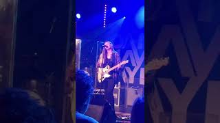 Joanne Shaw Taylor - best guitarist?