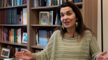 Burcin Becerik Gerber - The intelligent workstation