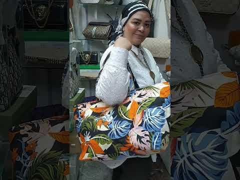 روكسي وجمالها جولتي في ممر ابو شامة بطرس غالي شنط سارة كروس وباك وخوص