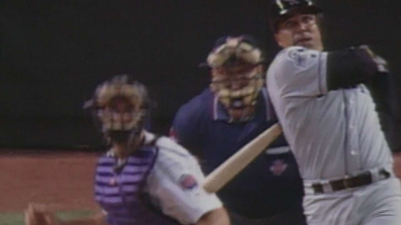 1997 Colorado Rockies Vinny Castilla photo 1996 stats baseball ball