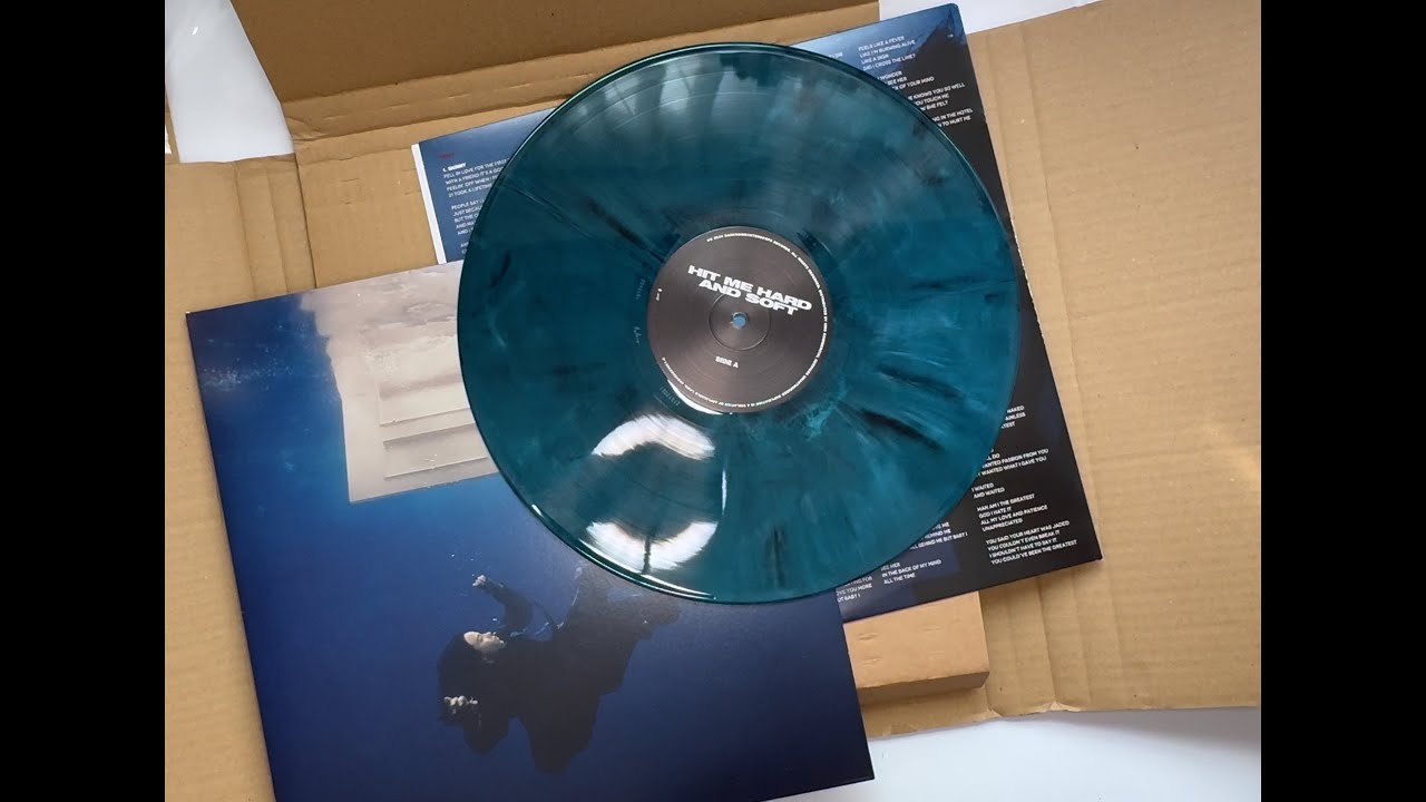 Billie Eilish - Hit Me Hard and Soft - Exclusive Sea Blue Vinyl 