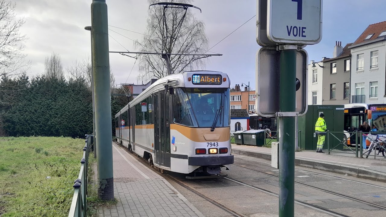 STIB Tram 18 Trajet complet (Albert vers Van Haelen) dans un PCC 7900 (7943)